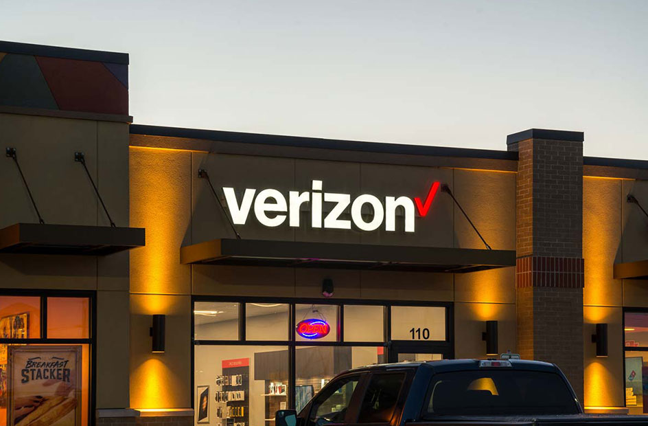 verizons-channel-letters-by-blinksigns-11-12