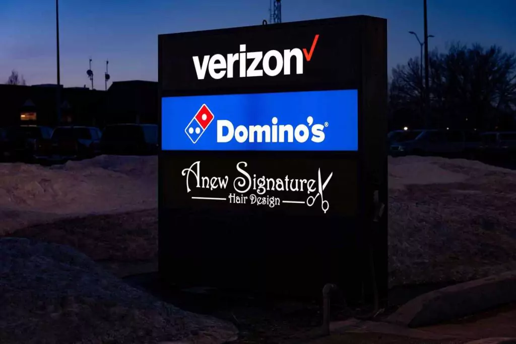 dominos monument signs by blink signs 7 1024x683 658330d87ac50