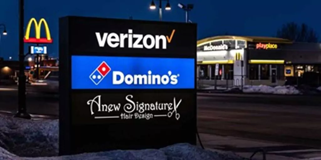 dominos monument signs by blink signs 5 658323435457a