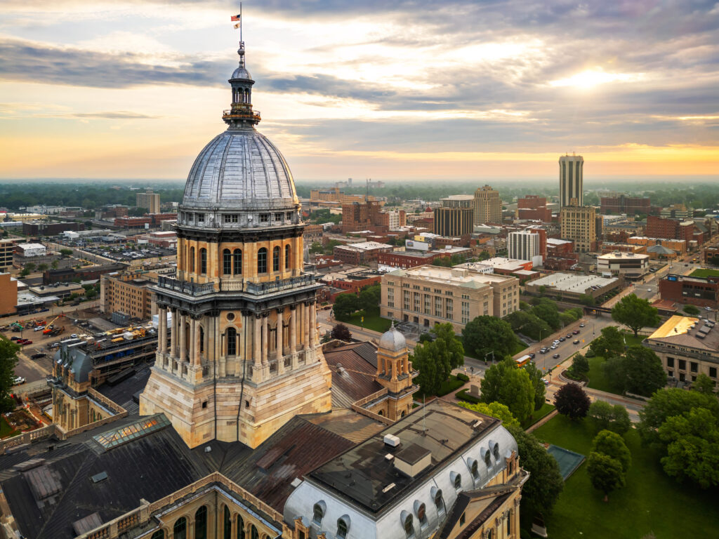 springfield-illinois-usa-at-the-state-capitol