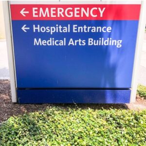 Measuring Signage ROI: Key Metrics That Prove Marketing Investment Value 6 Healthcare wayfinding signage